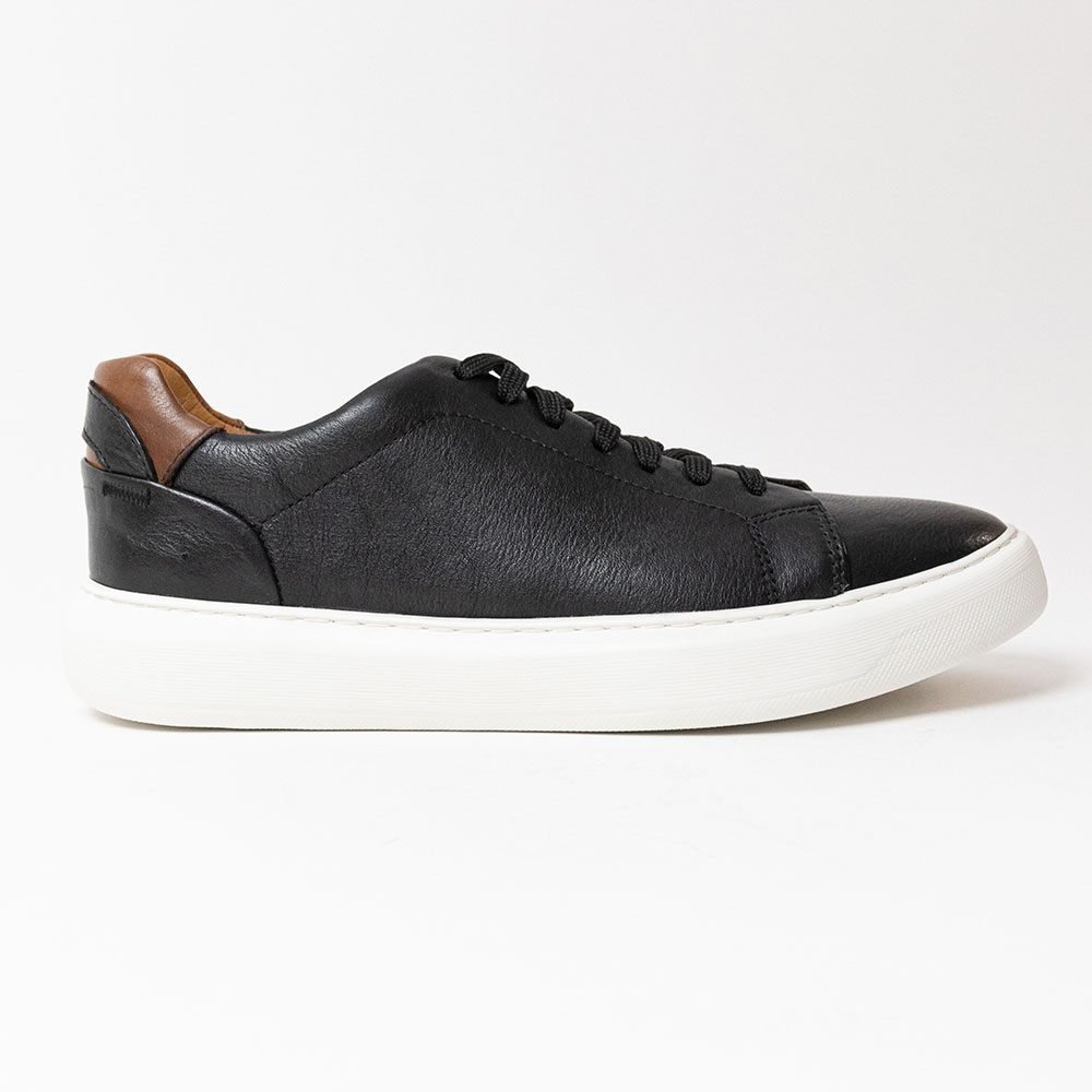 Tenis Sneaker Cabernet em Couro Preto