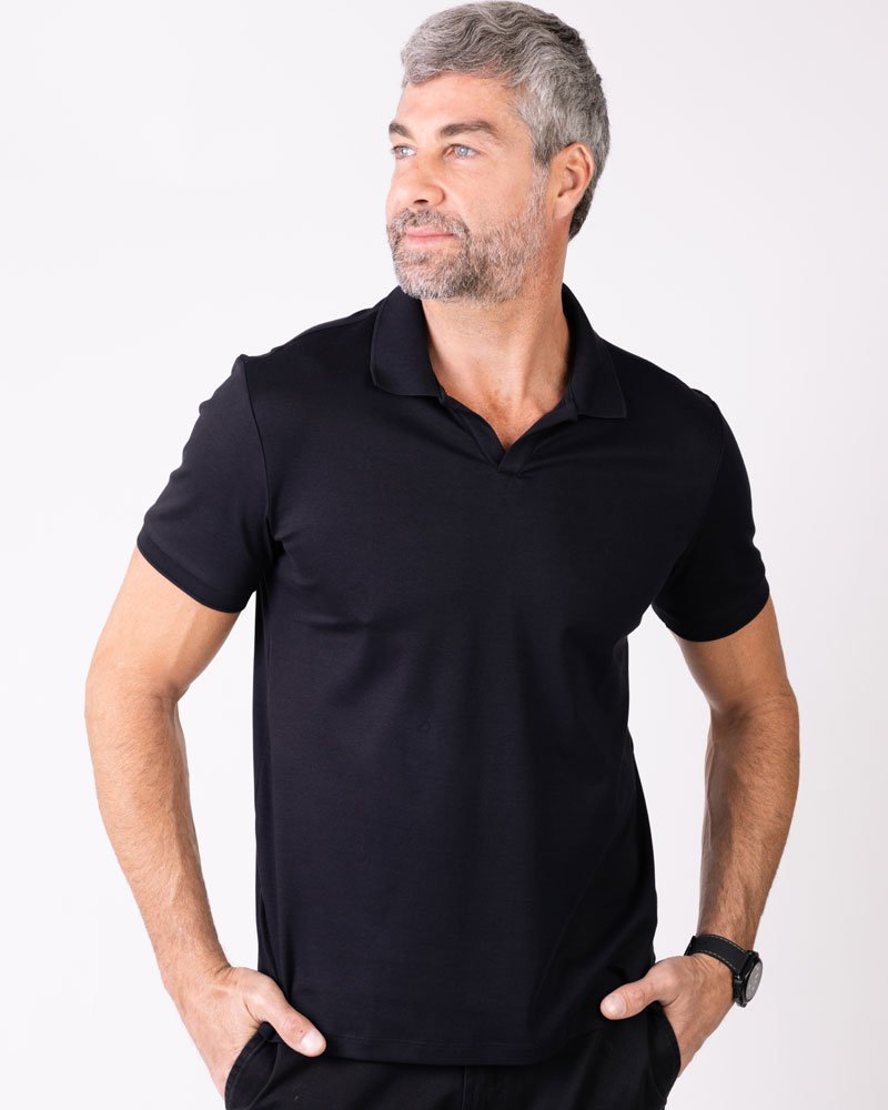 Polo Essenza Manga Curta Preta Gola V