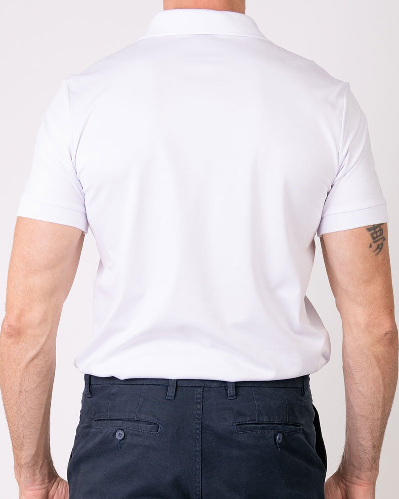 Polo Essenza Manga Curta Branca Gola V
